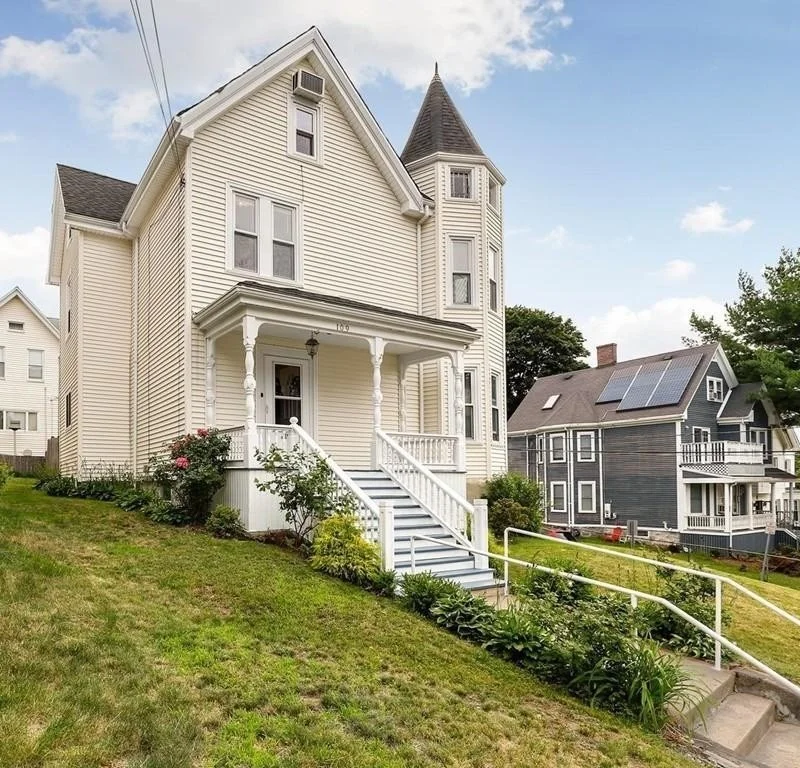 109 Walnut St, Malden