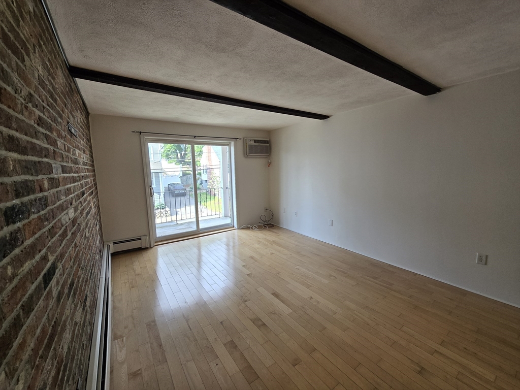 38 Bennett St, Wakefield