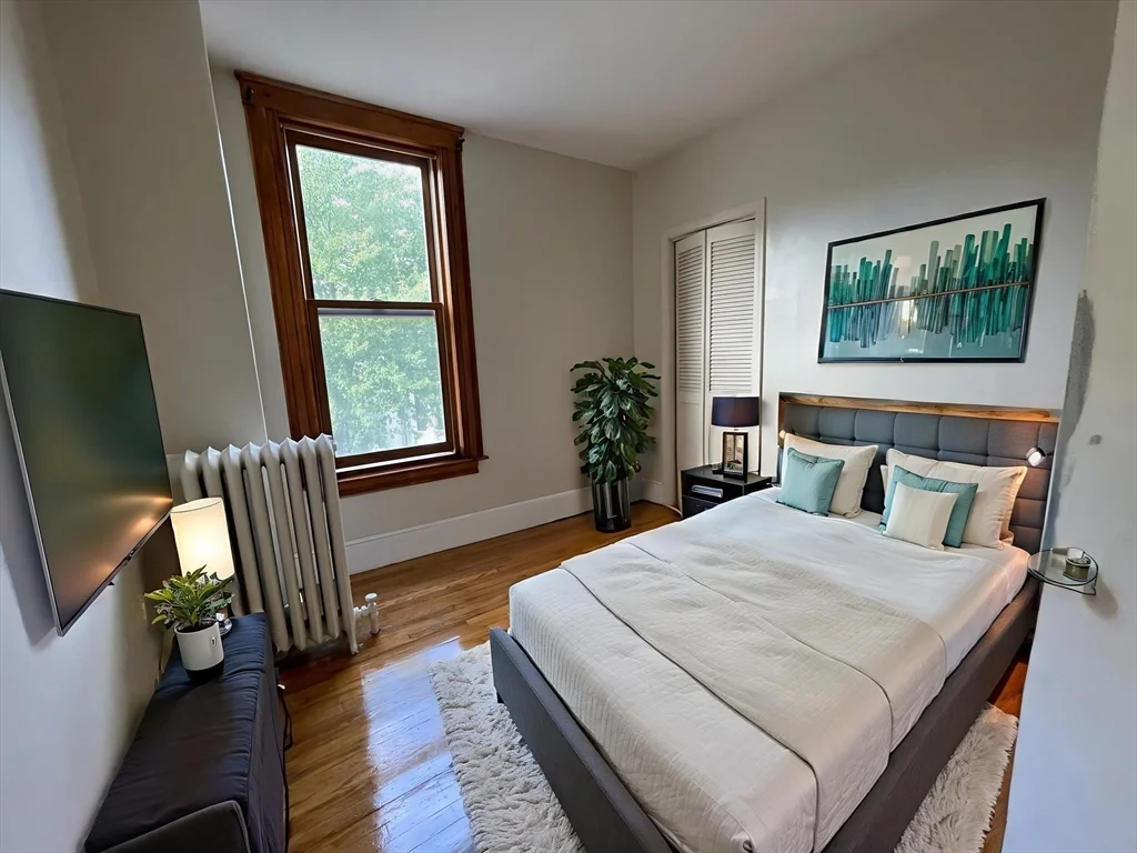 338 K St, South Boston