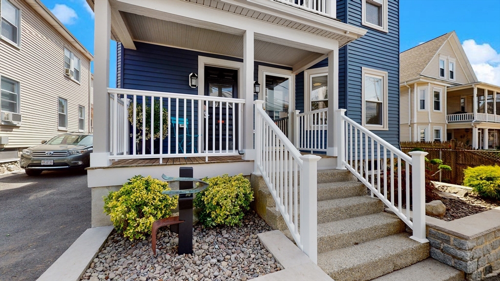 7 Chester Ave, Waltham