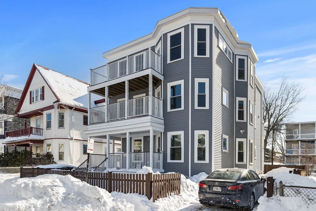 83 Centre St, Dorchester