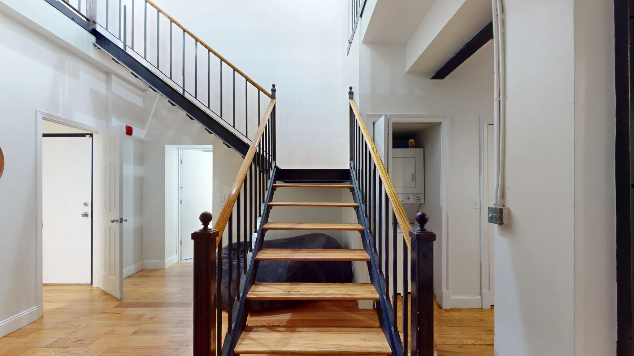 19 Stanhope St, Back Bay