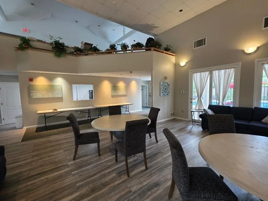 200 Falls Blvd, Quincy