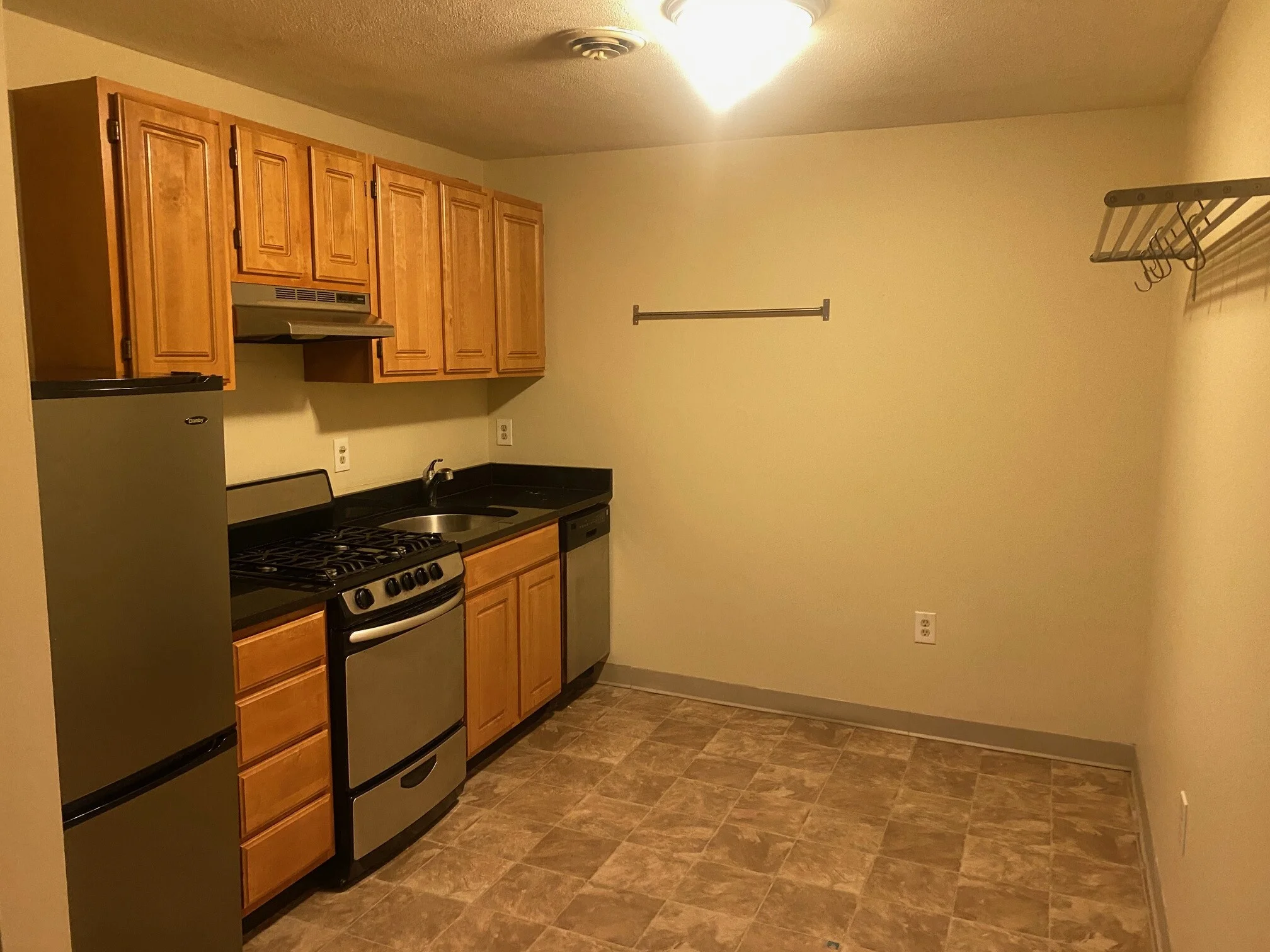 385 Dorchester St, South Boston
