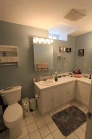 529 Newbury St, Fenway