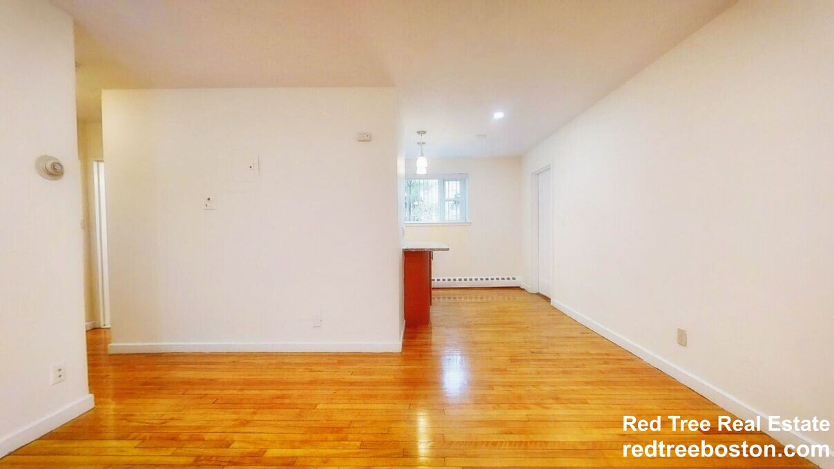 63 Parkman St, North Brookline