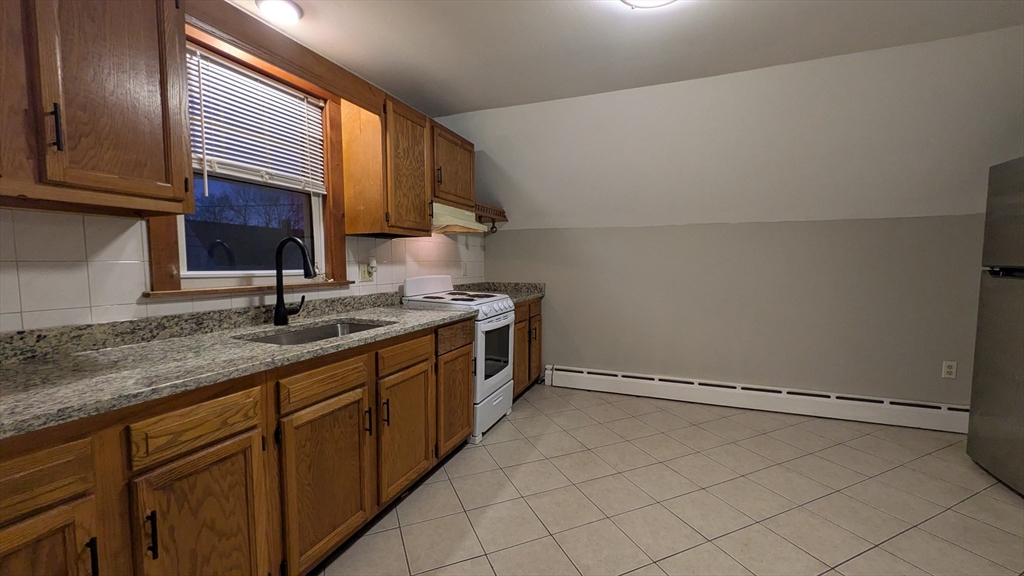 19 Harrison Ave, Taunton