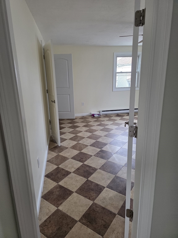 17 Robert St, Fitchburg