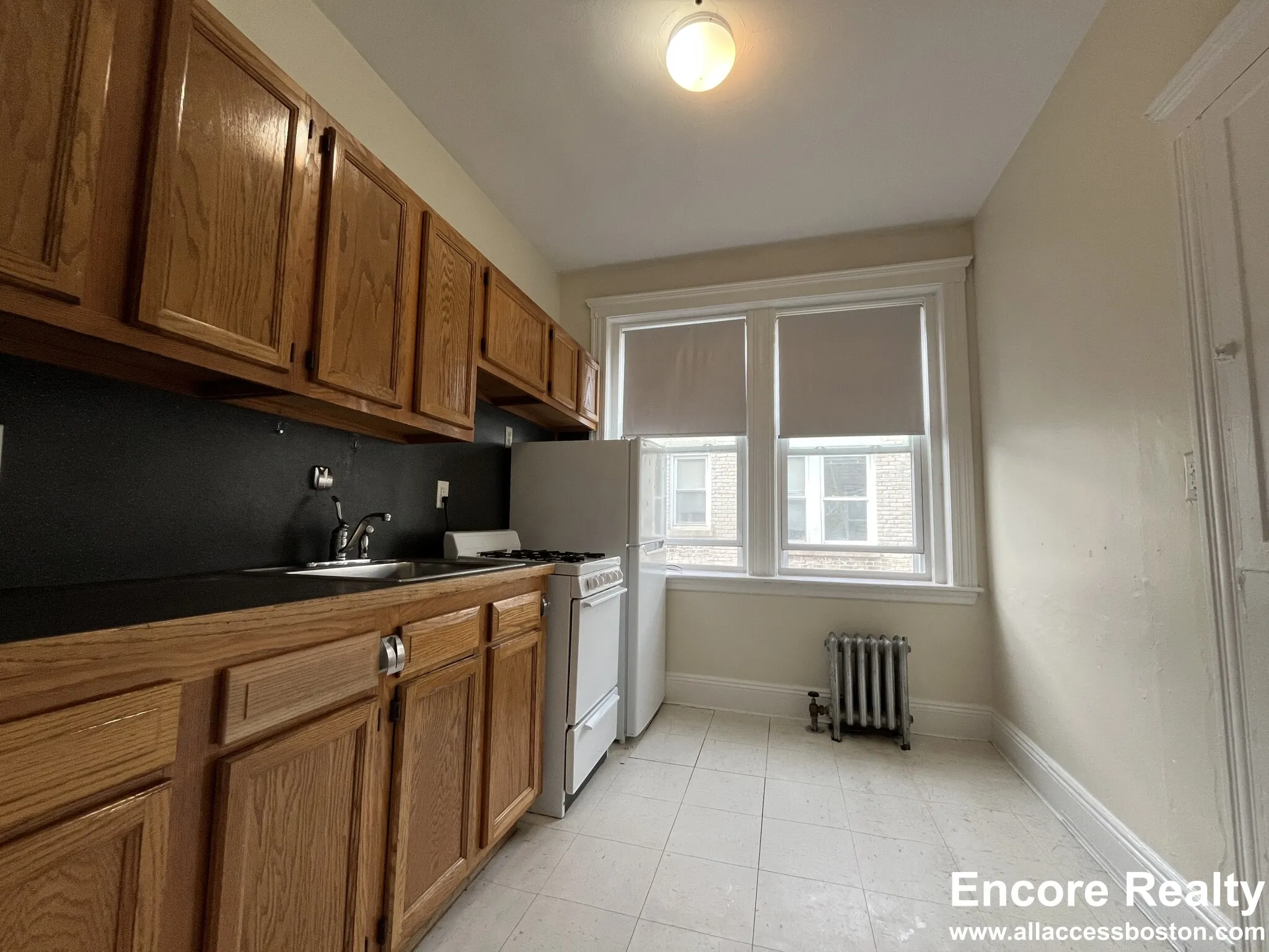 1687 Commonwealth Ave, Brighton