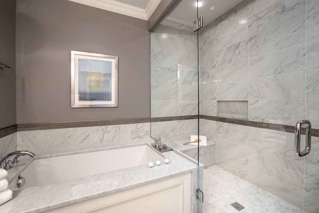3 bed, 2.5 bath apartment for rent at 2116 Beacon St Unit 2, Back Bay — photo 18 of 28