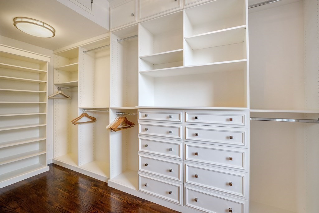 3 bed, 2.5 bath apartment for rent at 2116 Beacon St Unit 2, Back Bay — photo 20 of 28