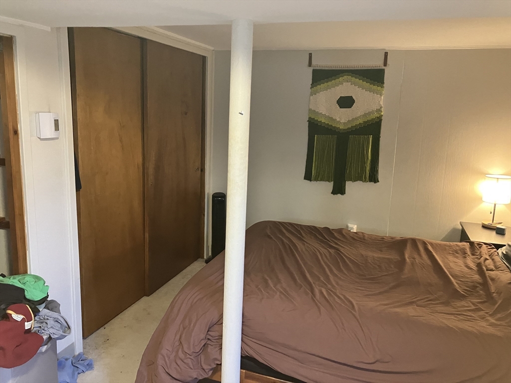 73 Lowell St, Spring Hill