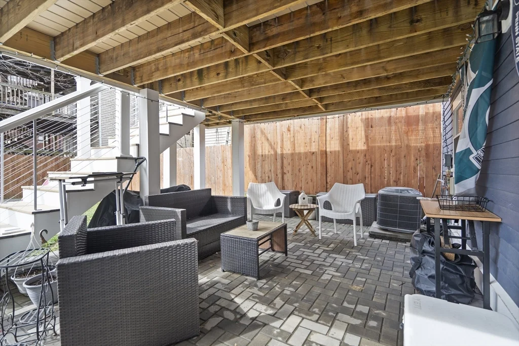 521 E 5th St, South Boston