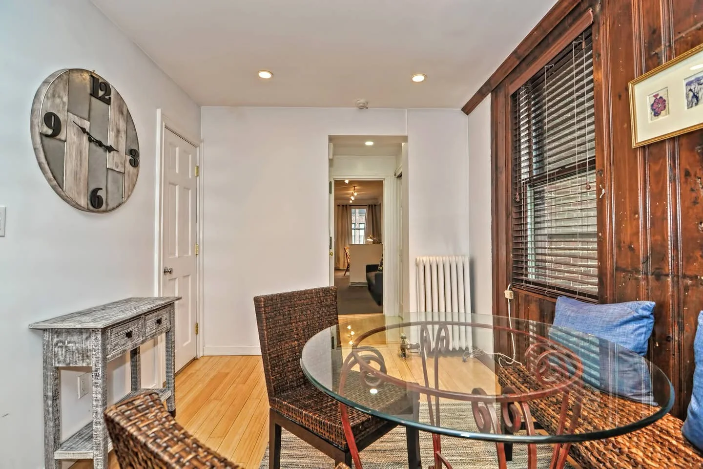 49 Charles St, Beacon Hill