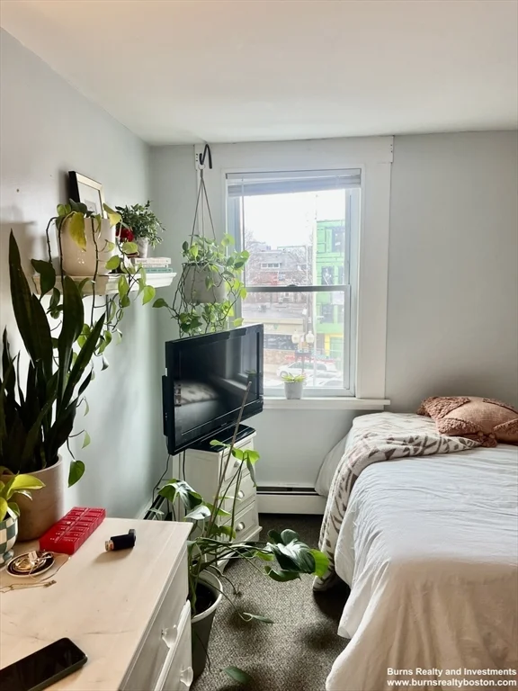 599 East Broadway, South Boston