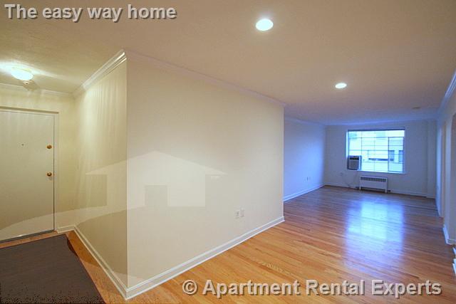 60 Brattle St, West Cambridge