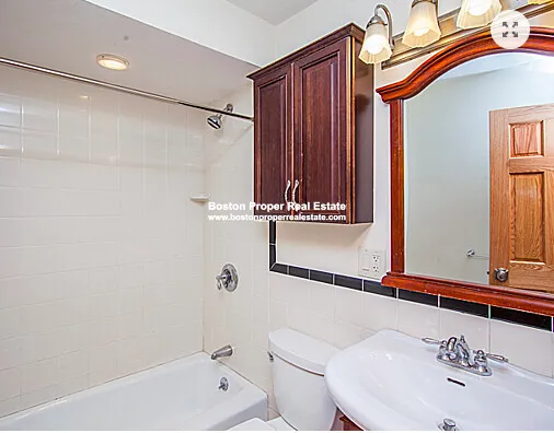 29 Phillips St, Beacon Hill