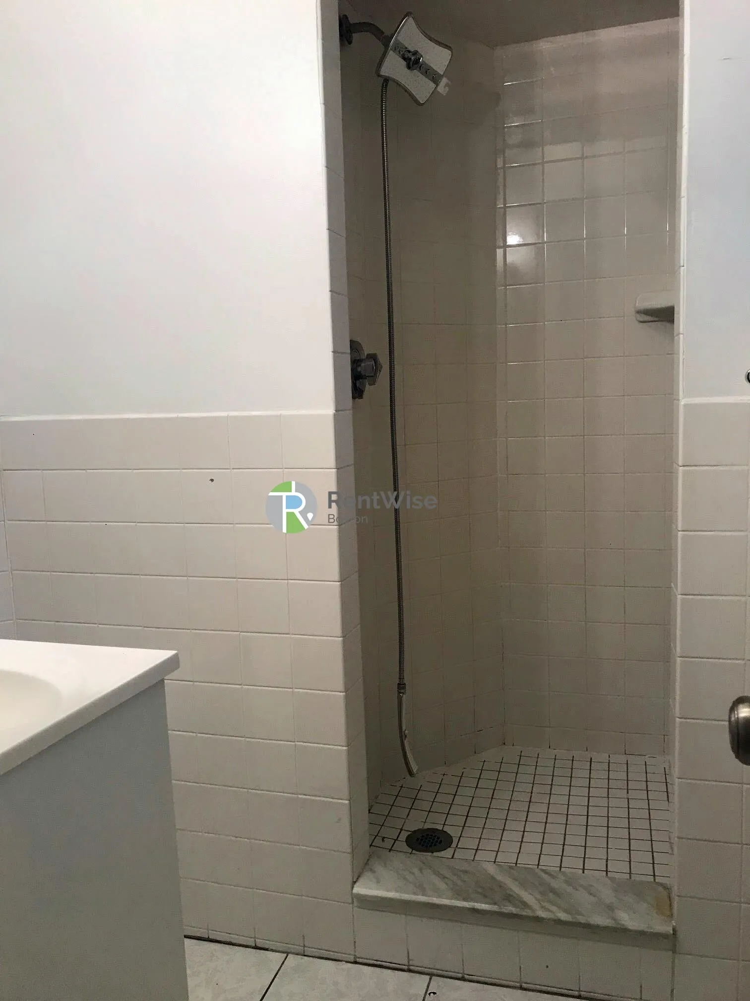 1848 Commonwealth Ave, Brighton