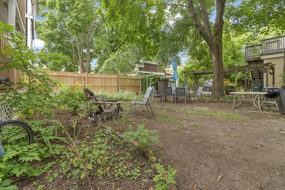 70 Dudley St, North Cambridge