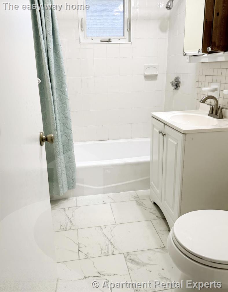 58 Windsor Rd, Tufts