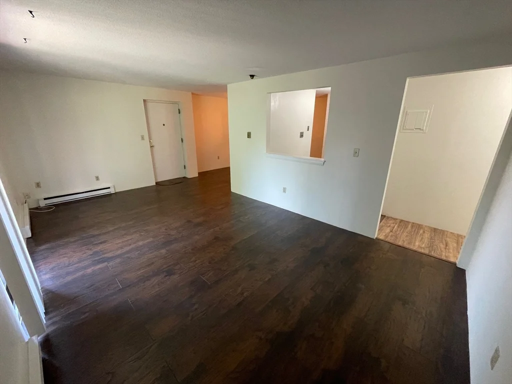 491 W Central St, Franklin