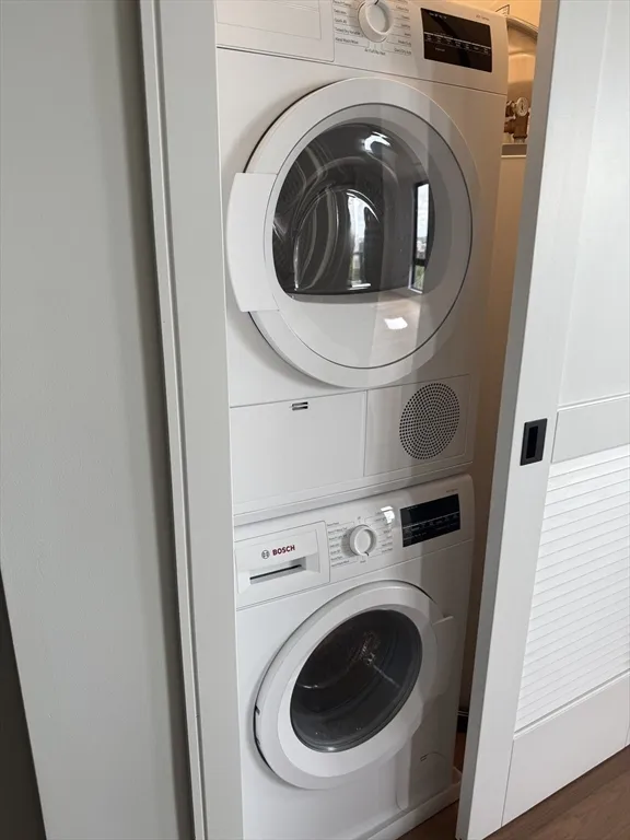 1515 Commonwealth Ave, Brighton