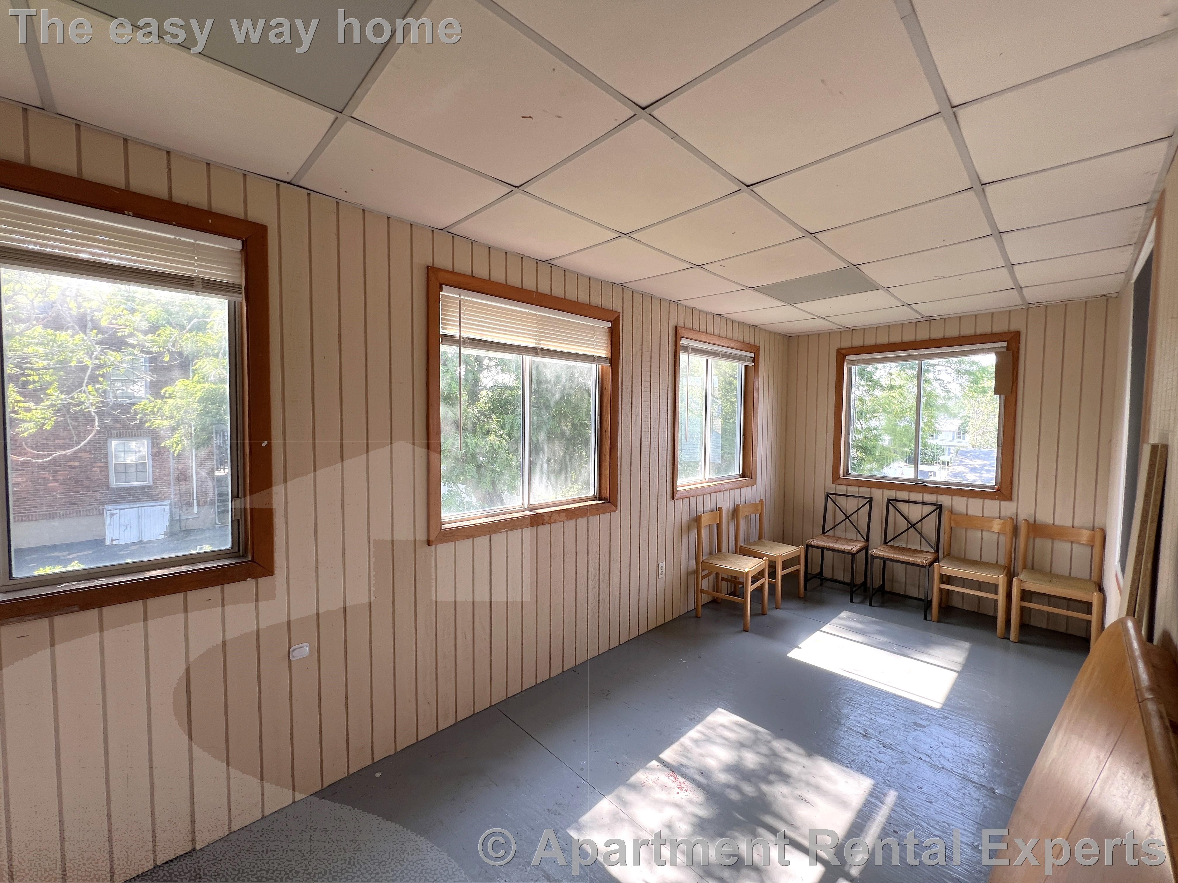 41 Hancock Ave, Tufts