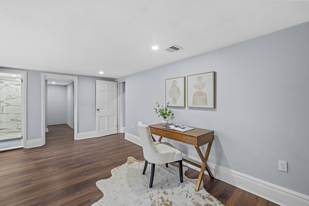 108 Radcliffe Rd, Belmont