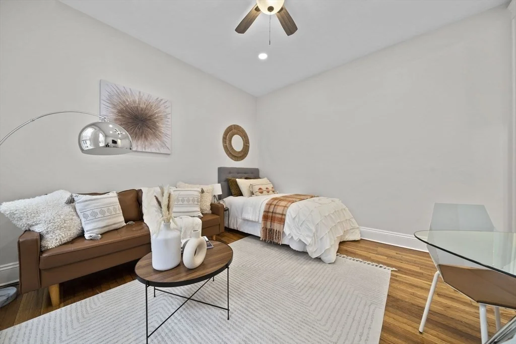 1564 Commonwealth Ave, Brighton