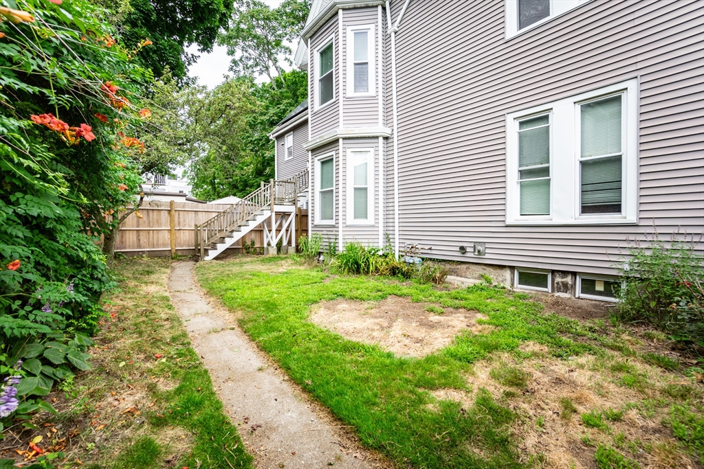 101 Central Ave, Newtonville