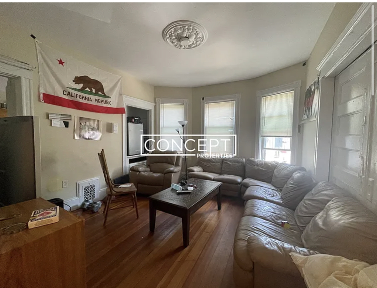 65 Hillside St, Mission Hill