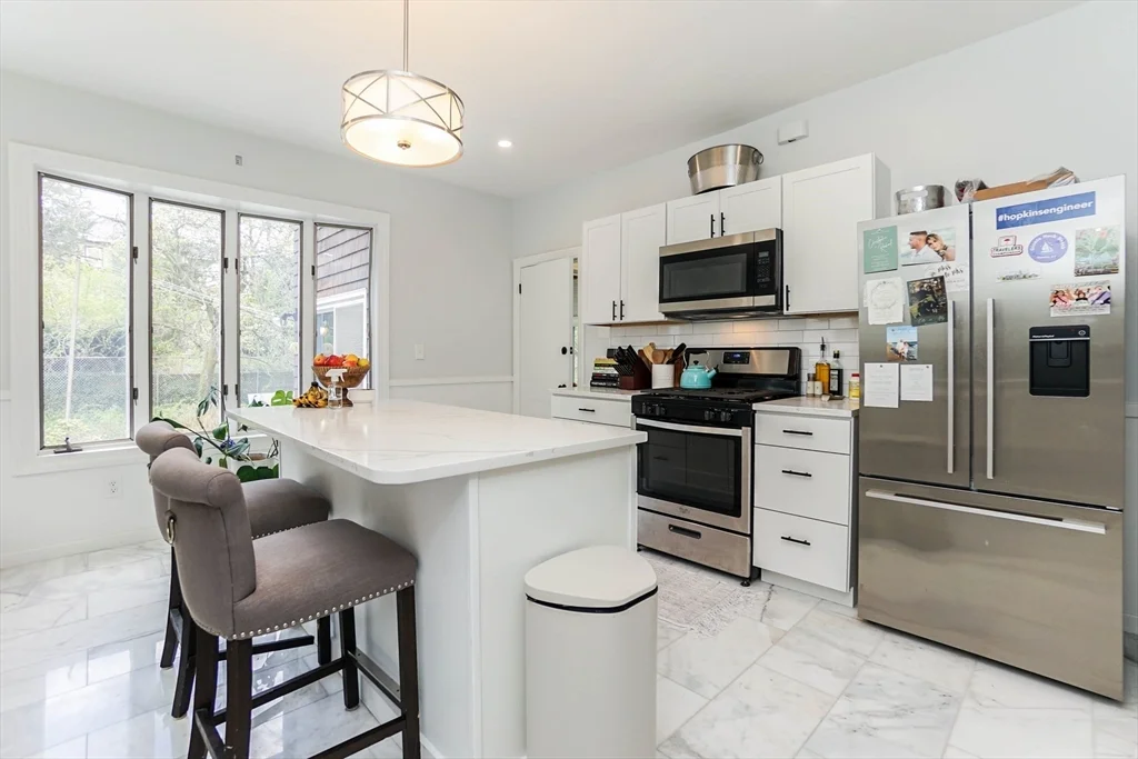 51 Main St, Winter Hill