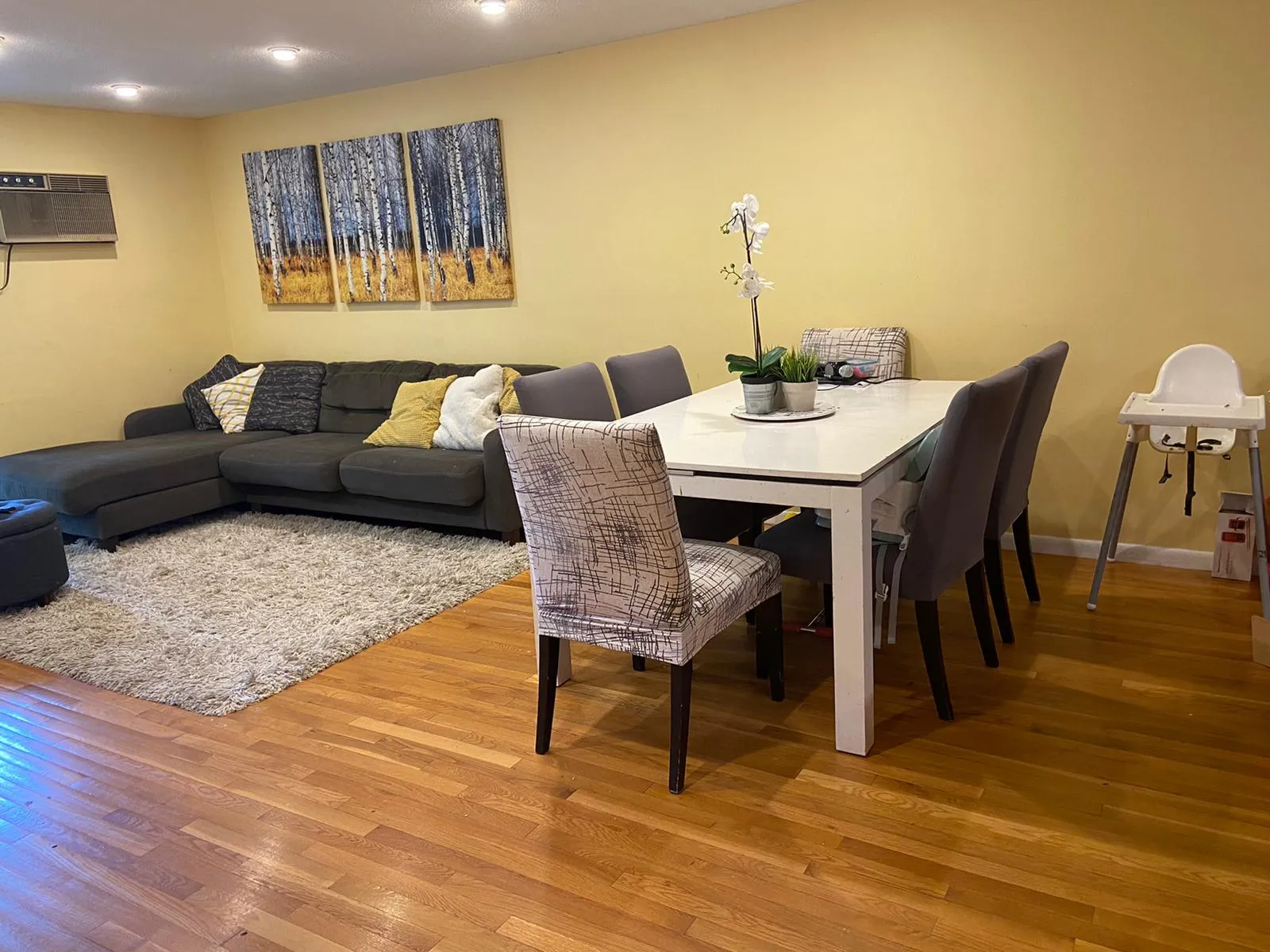 50 Green St, North Brookline