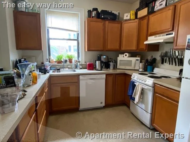881 Massachusetts Ave, Central Square