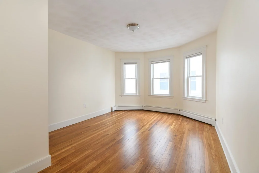 305 Hurley St, East Cambridge