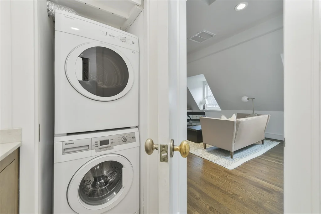 11-C Waltham St, South End