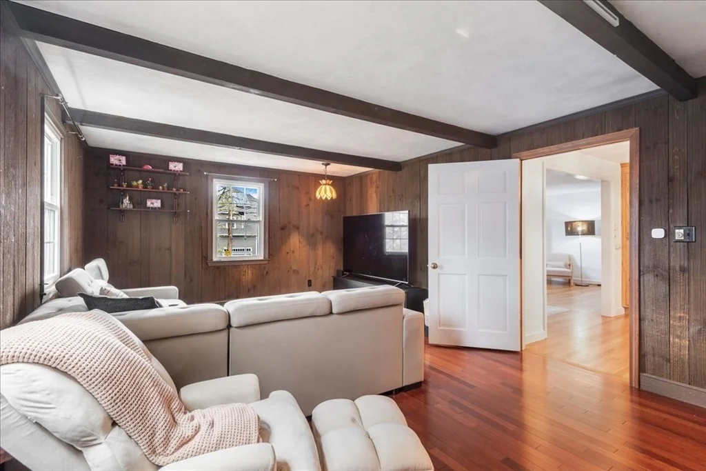 11 Gay St, Needham