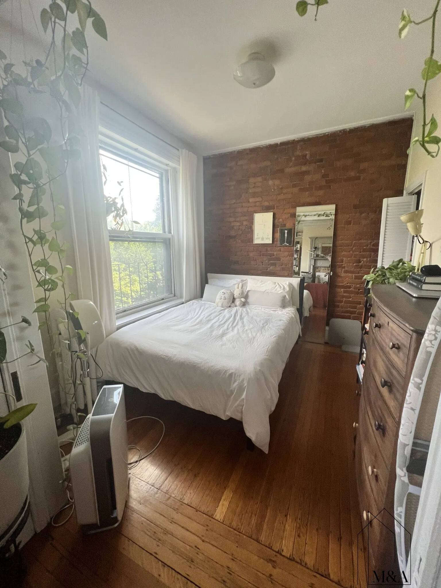 293 Commonwealth Ave, Back Bay