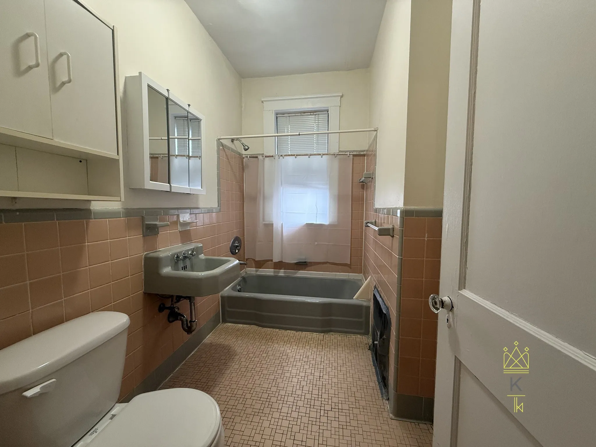 120 Babcock St, North Brookline