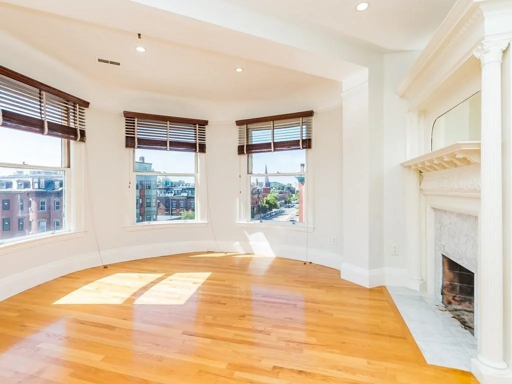 492 Massachusetts Ave, South End