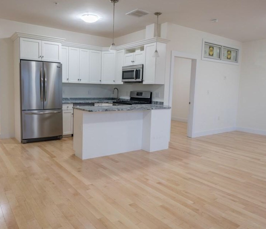 70 Prospect St, Somerville