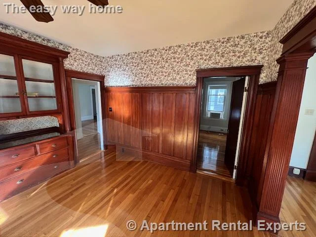 76 Powderhouse Blvd, Davis Square