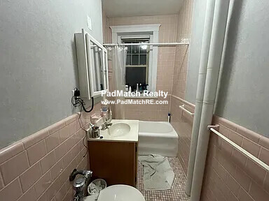 16 Alton Pl, Coolidge Corner