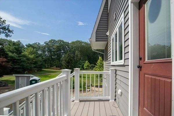 14 Norway Farms Dr, Norfolk