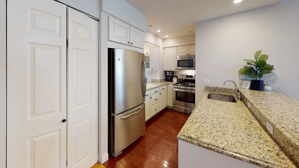 27 Bowdoin St, Beacon Hill