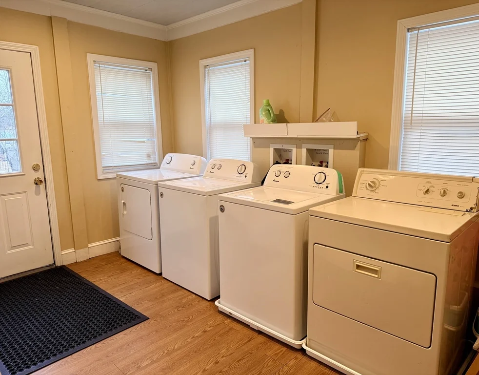 59 Whitney Ave, Centralville