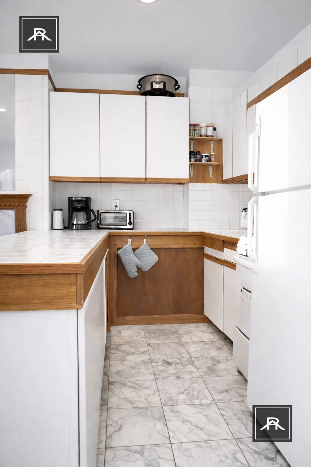 11 Aberdeen St, Fenway