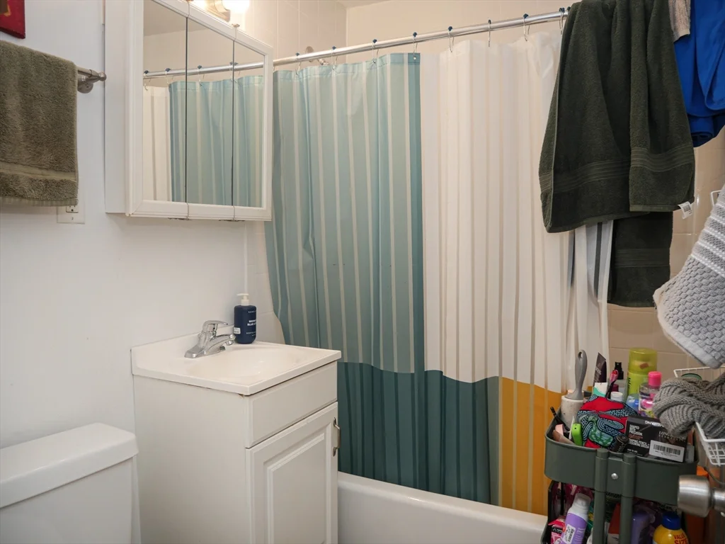 217 Kent, Longwood