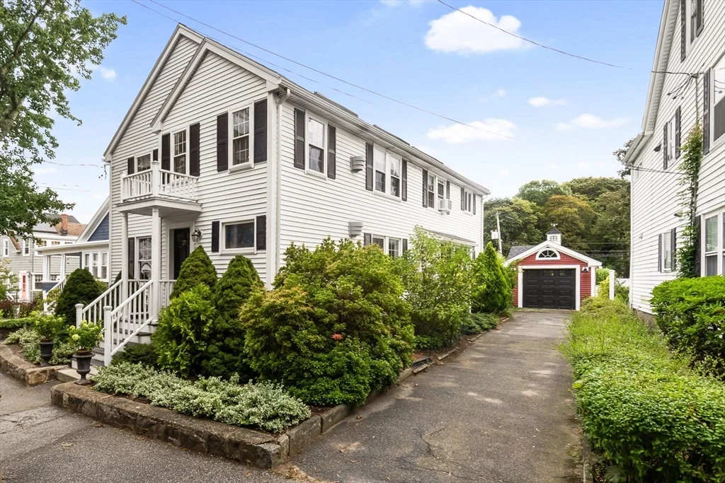 27 High St, Beverly Farms