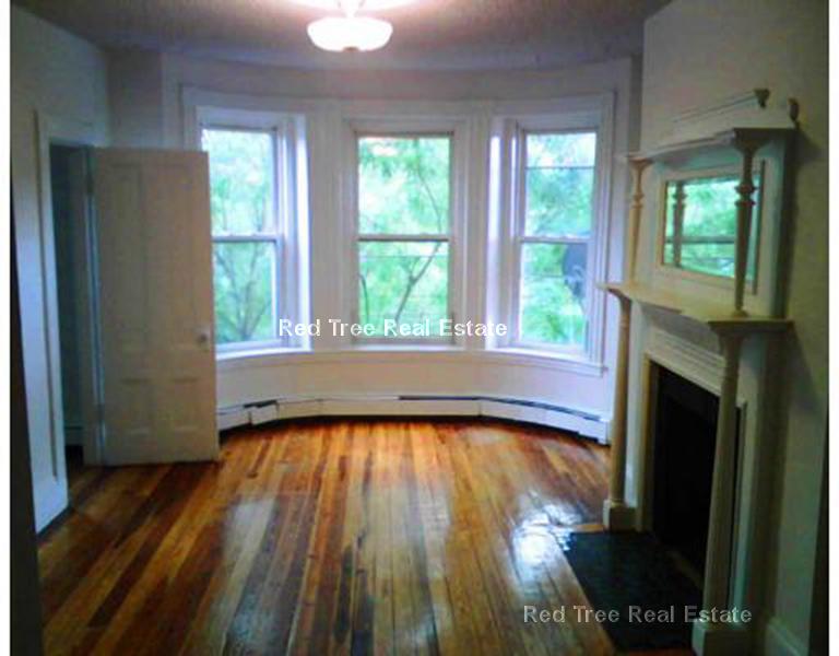 127 Cedar St, Roxbury